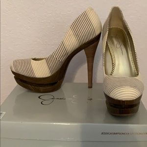 Jessica Simpson wood stiletto
